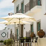 ゲストハウス Quinta Da Colina 3*