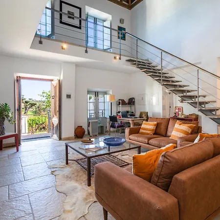 Quinta Da Colina Guest house
