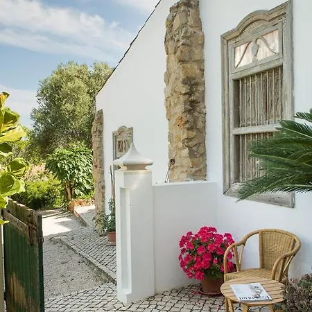 Guest house Quinta Da Colina 3*