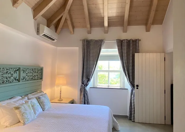 Quinta Da Colina 3*